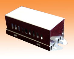 產業融合視角下的企業轉型之路——以中山頂好五金塑料制品、星光照明配件及二手日用百貨銷售為例